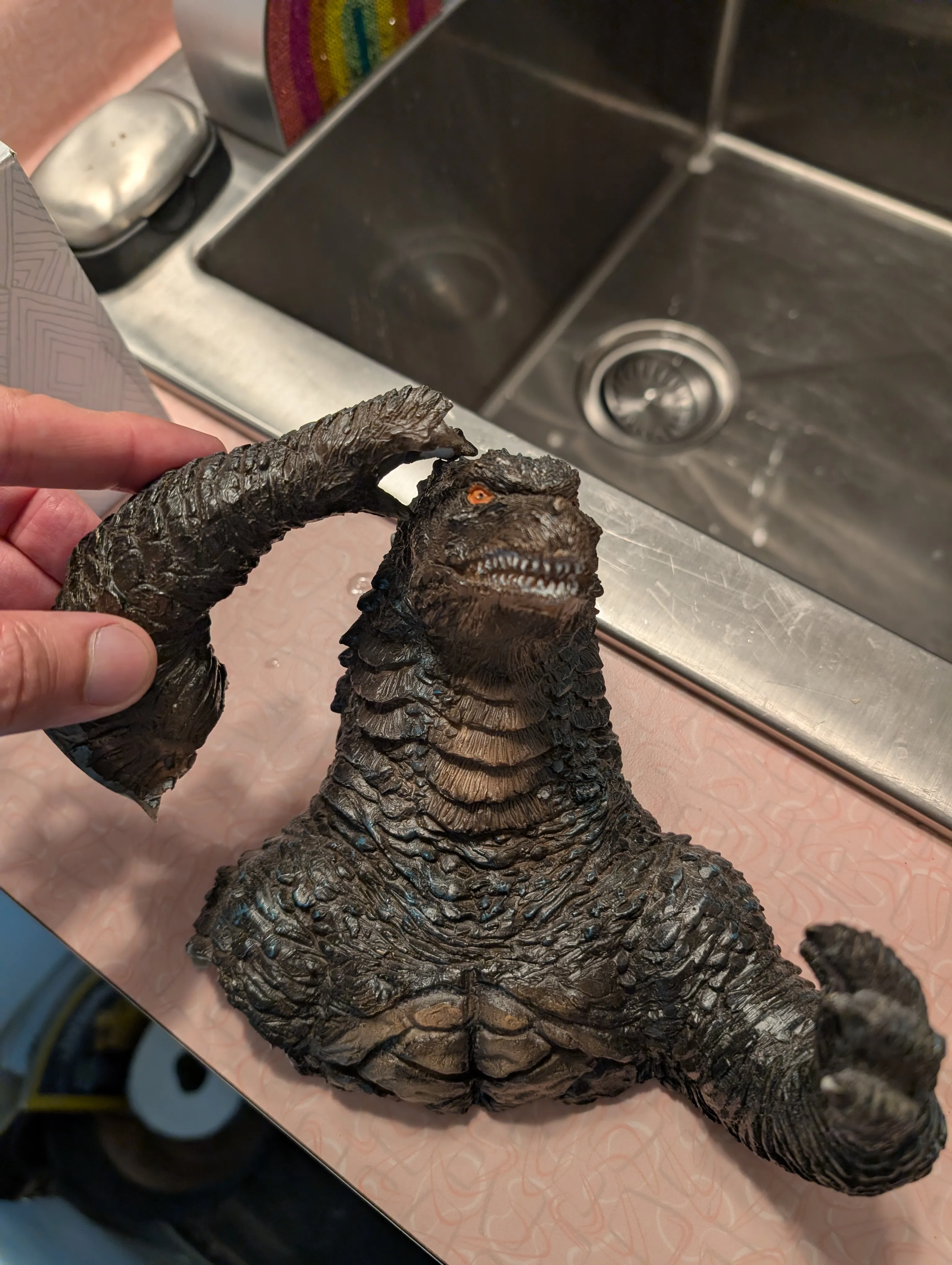 Gorilla's Arm Broke Clean Off